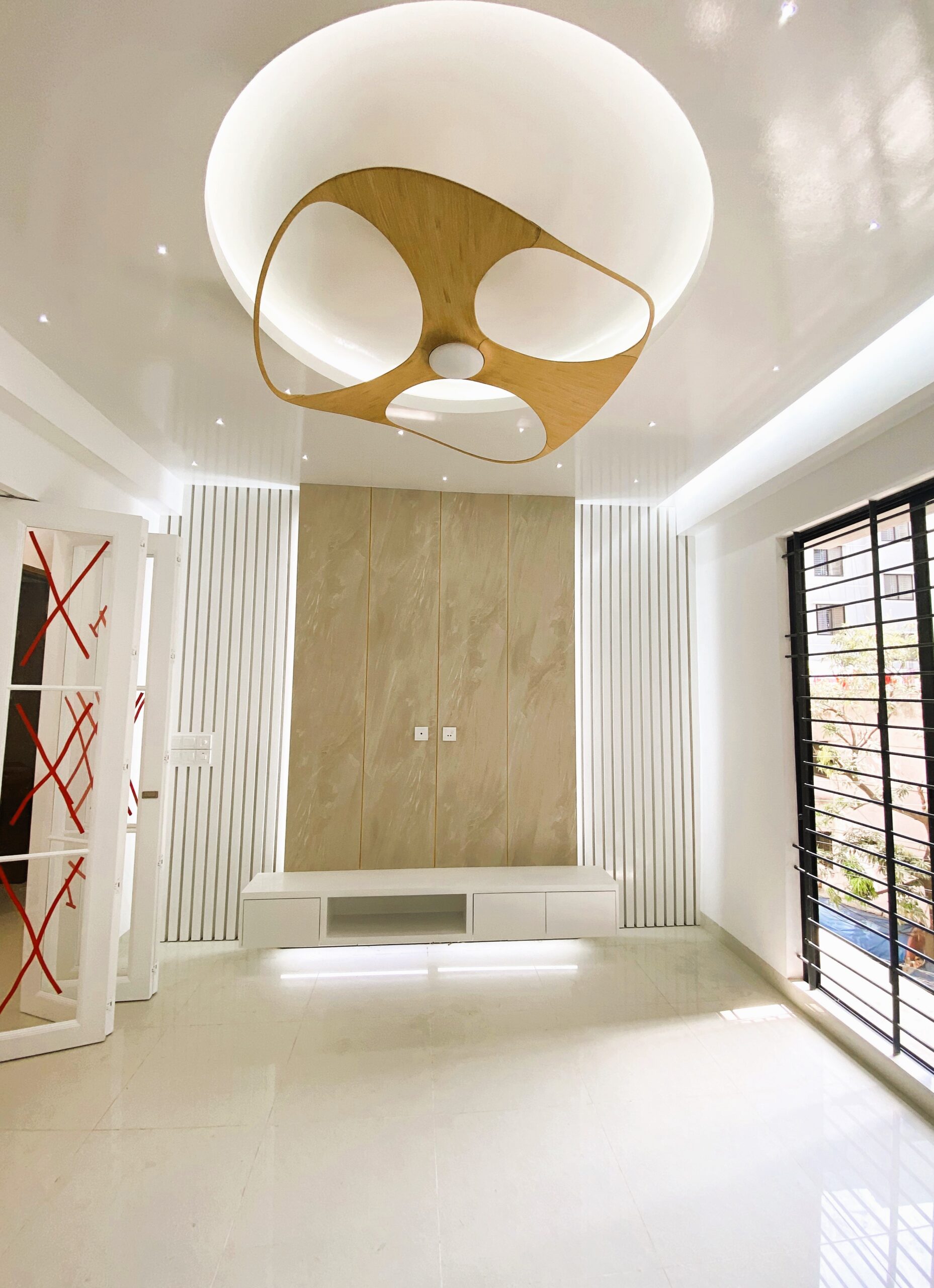 TV Unit & False Ceiling